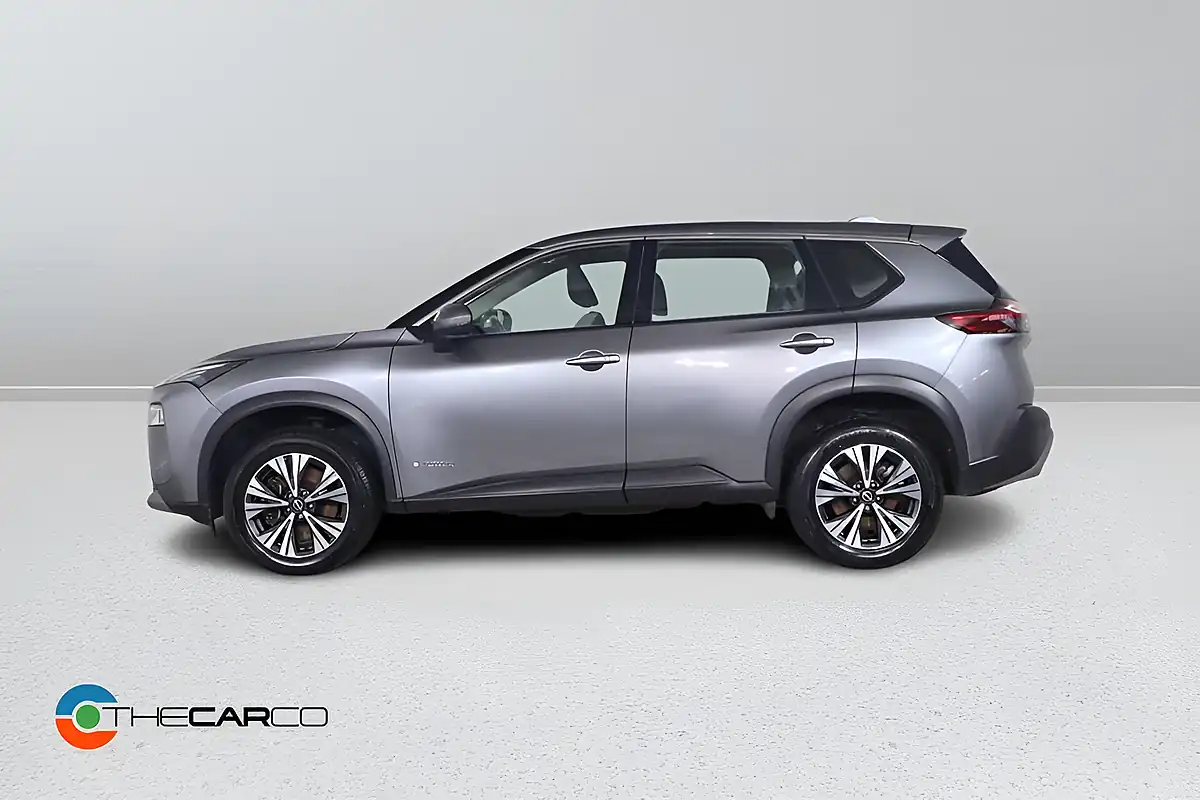 Used 2024 Nissan X-Trail Acenta Premium Grey - Interior and Exterior details 4