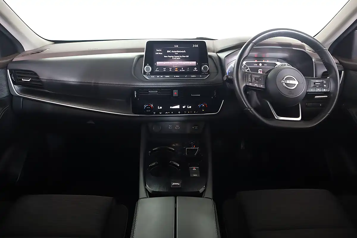 Used 2024 Nissan X-Trail Acenta Premium Grey - Interior and Exterior details 9