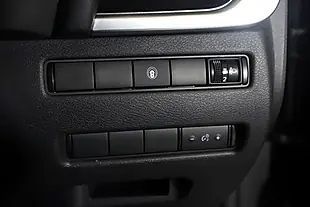 Used 2024 Nissan X-Trail N-Connecta Grey - Interior and Exterior details 12