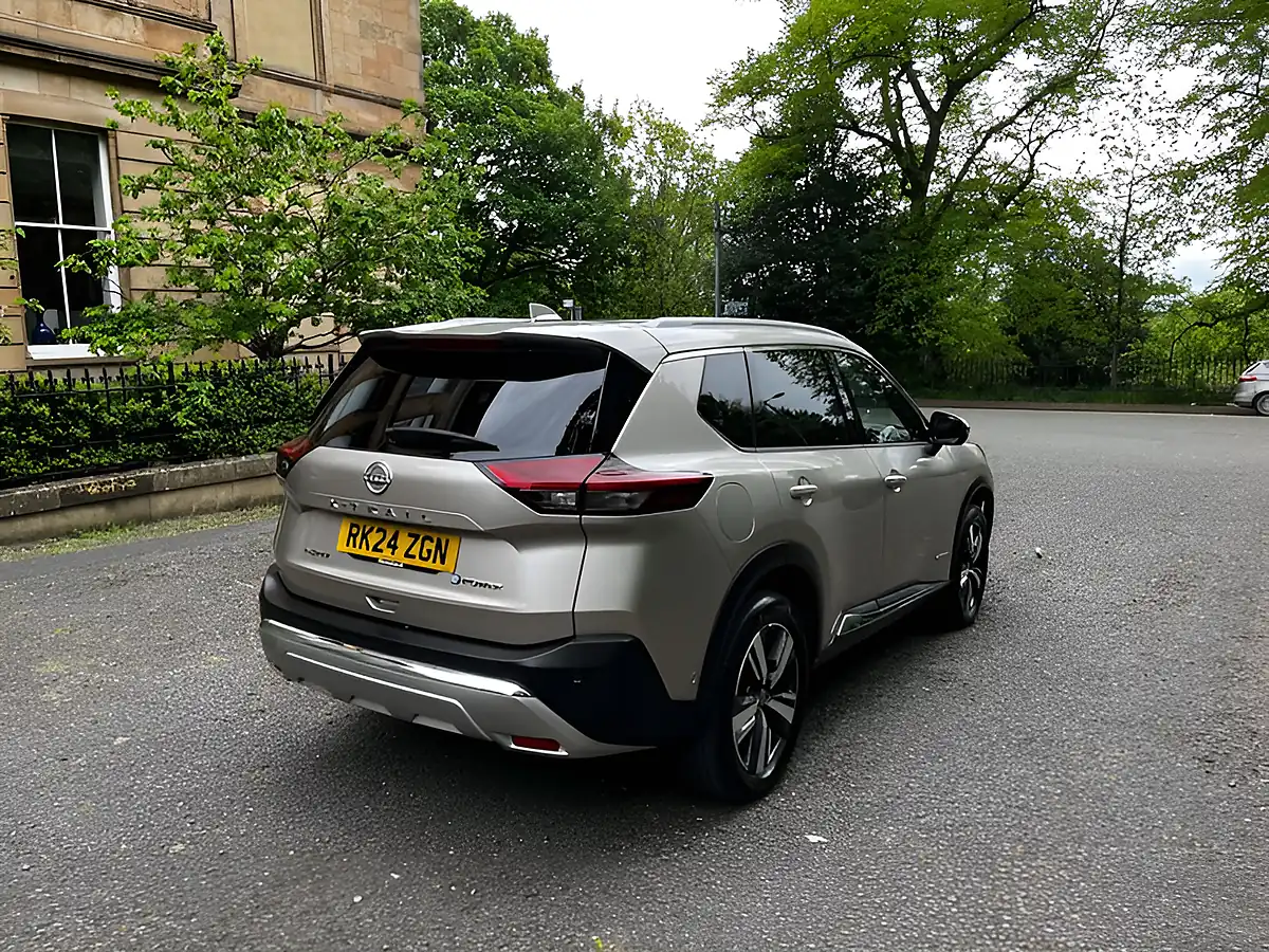 Used 2024 Nissan X-Trail Tekna Silver - Interior and Exterior details 14