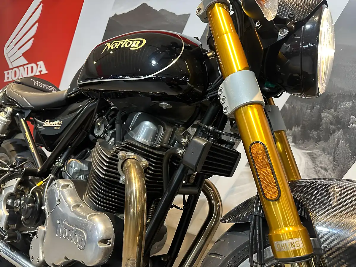 Used 2024 Norton Commando 961 Sport 525 Black - Interior and Exterior details 5