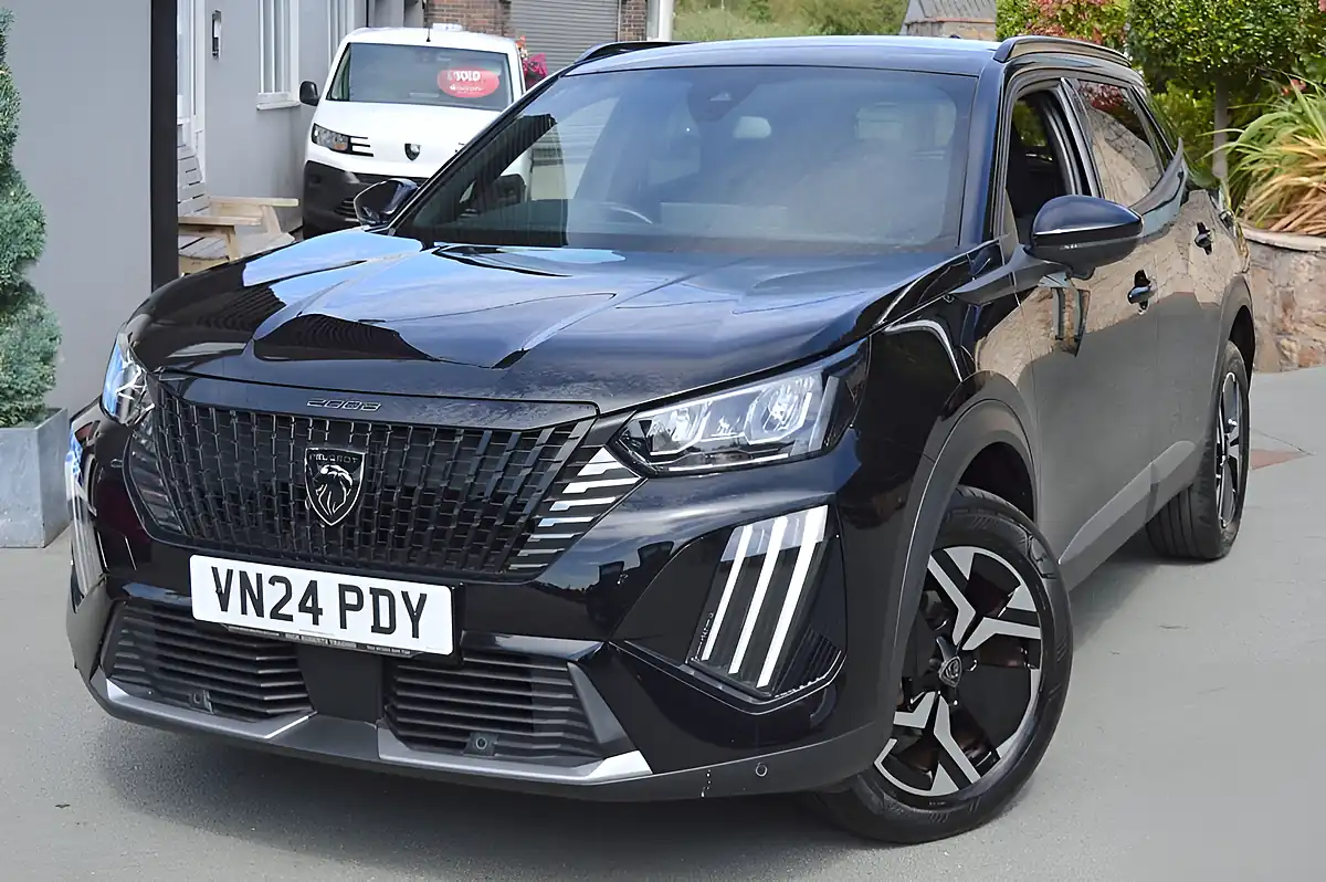 Used 2024 Peugeot 2008 Allure Black - Interior and Exterior details 4