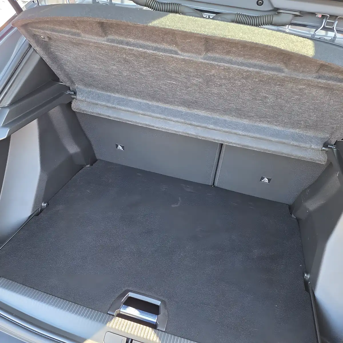 Used 2024 Peugeot 2008 Allure Edition Selenium Grey Premium - Interior and Exterior details 12