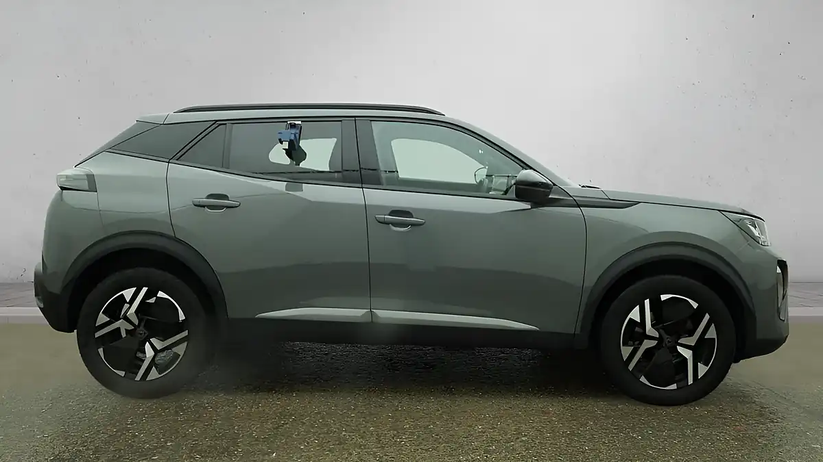 Used 2024 Peugeot 2008 Allure Grey - Interior and Exterior details 5