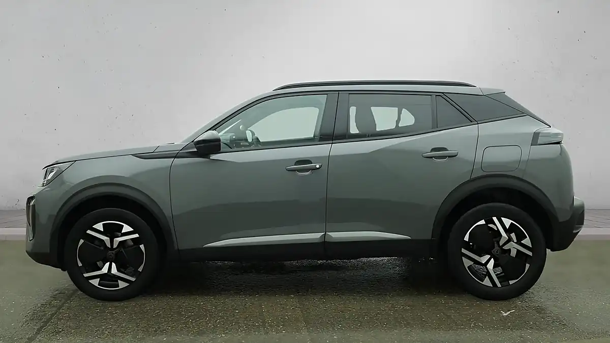 Used 2024 Peugeot 2008 Allure Grey - Interior and Exterior details 6