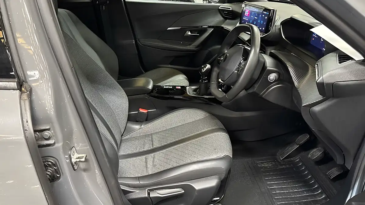 Used 2024 Peugeot 2008 Allure Grey - Interior and Exterior details 7