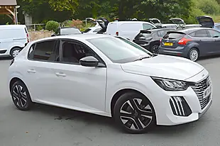 Used 2024 Peugeot 208 Allure Bianca White - Interior and Exterior details 3