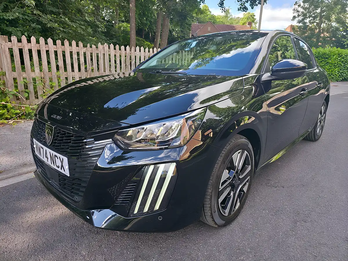 Used 2024 Peugeot 208 Allure Black - Interior and Exterior details 3