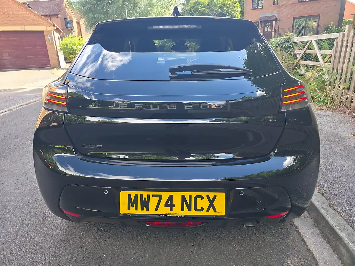 Used 2024 Peugeot 208 Allure Black - Interior and Exterior details 6