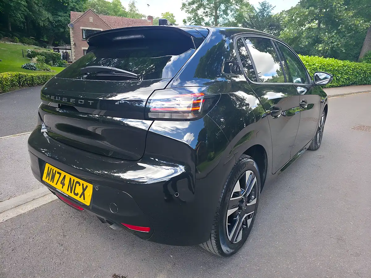 Used 2024 Peugeot 208 Allure Black - Interior and Exterior details 8