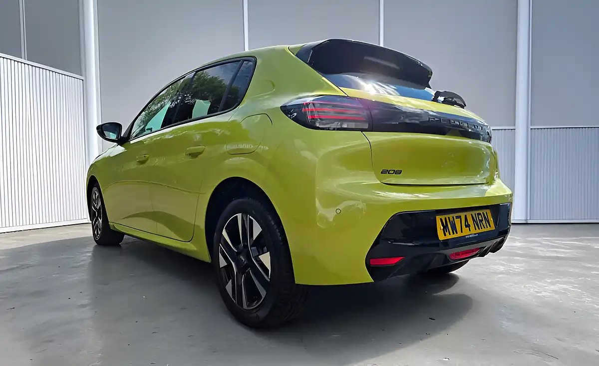 Used 2024 Peugeot 208 Allure Edition Agueda Lime - Interior and Exterior details 11
