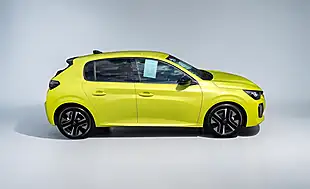 Used 2024 Peugeot 208 Allure Edition Agueda Lime - Interior and Exterior details 9