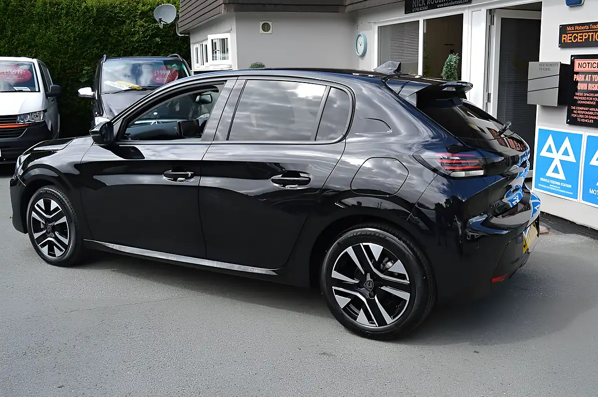 Used 2024 Peugeot 208 Allure Nera Black - Interior and Exterior details 8