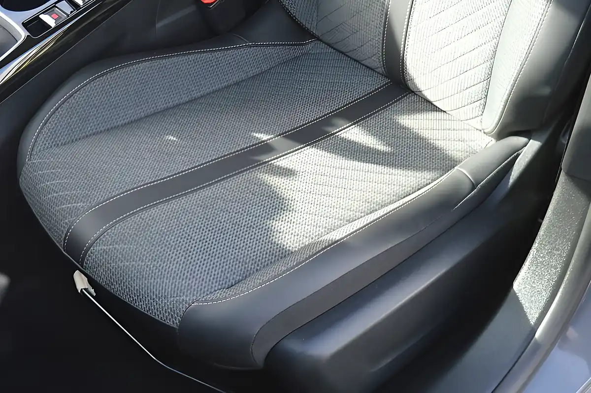 Used 2024 Peugeot 208 Allure Selenium Grey - Interior and Exterior details 13