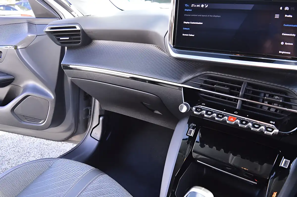 Used 2024 Peugeot 208 Allure Selenium Grey - Interior and Exterior details 19