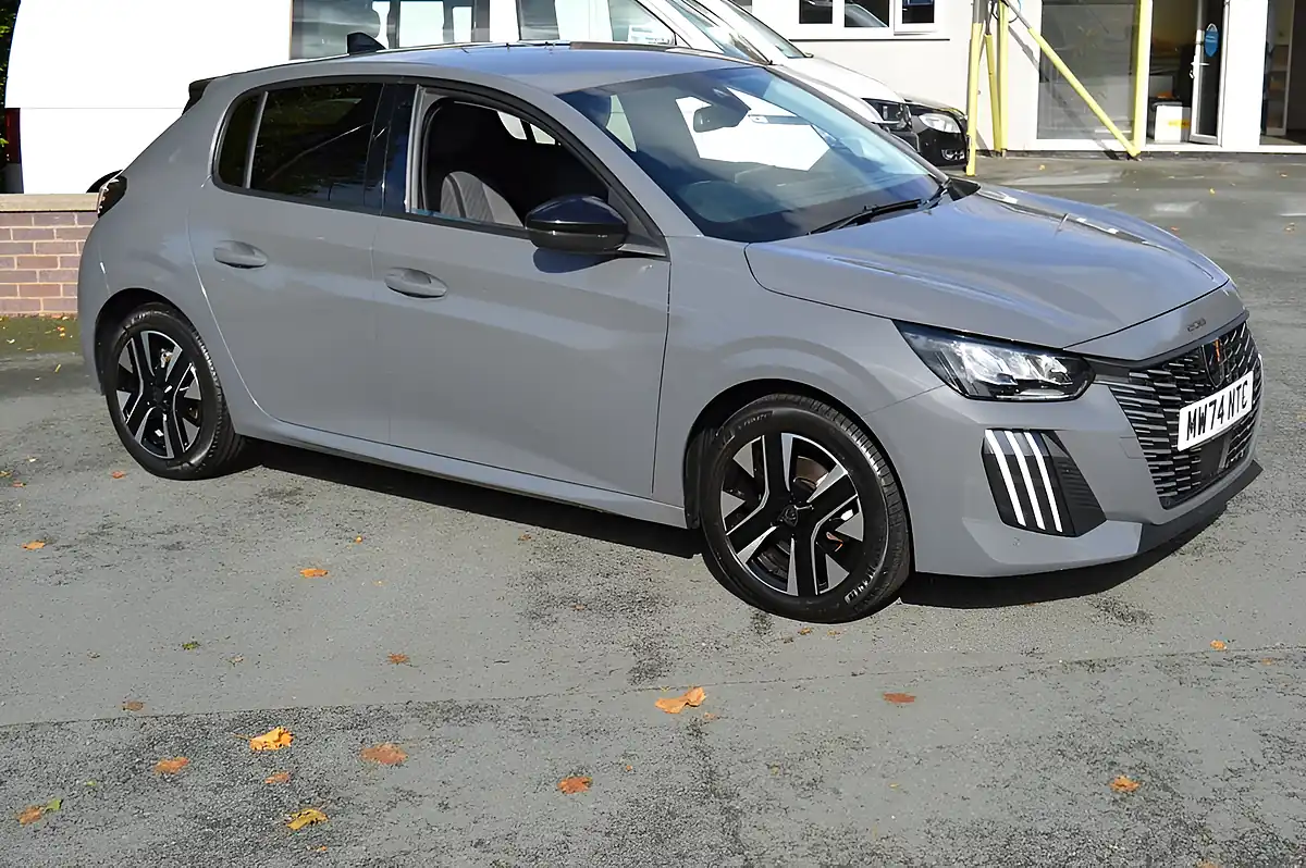 Used 2024 Peugeot 208 Allure Selenium Grey - Interior and Exterior details 3