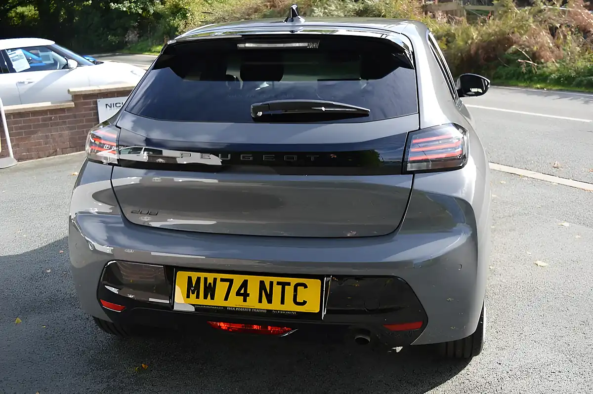 Used 2024 Peugeot 208 Allure Selenium Grey - Interior and Exterior details 9