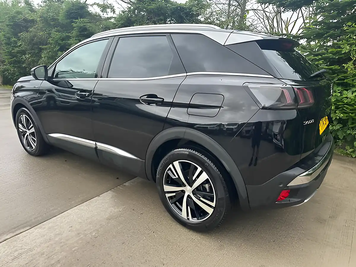 Used 2024 Peugeot 3008 GT Black - Interior and Exterior details 10
