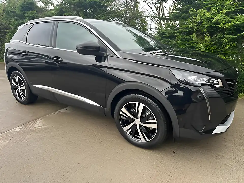 Used 2024 Peugeot 3008 GT Black - Interior and Exterior details 6