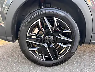 Used 2024 Peugeot 3008 GT Grey - Interior and Exterior details 11