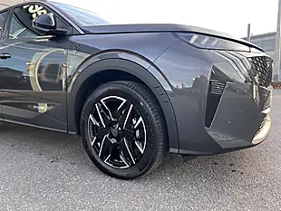 Used 2024 Peugeot 3008 GT Grey - Interior and Exterior details 13