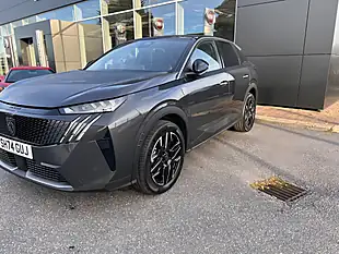 Used 2024 Peugeot 3008 GT Grey - Interior and Exterior details 3
