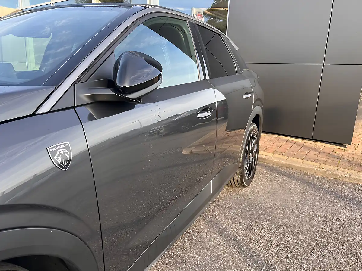 Used 2024 Peugeot 3008 GT Grey - Interior and Exterior details 5