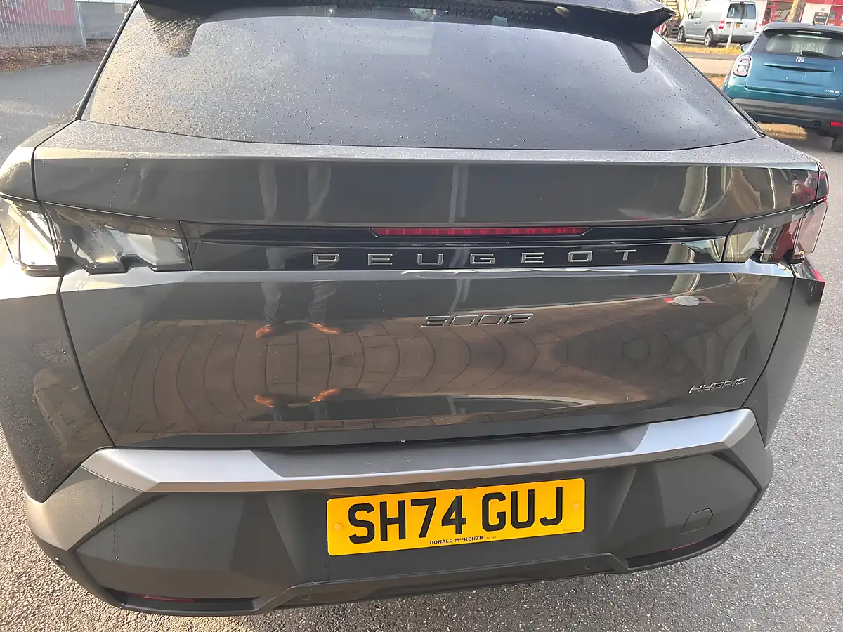 Used 2024 Peugeot 3008 GT Grey - Interior and Exterior details 7