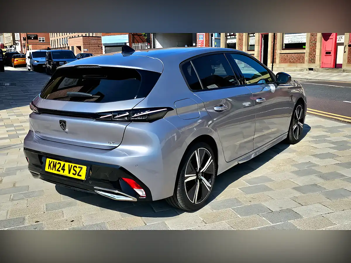 Used 2024 Peugeot 308 GT Cumulus Grey - Interior and Exterior details 5