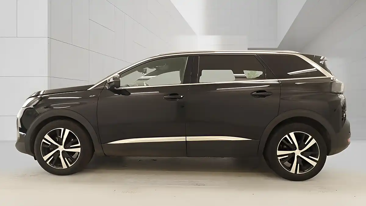 Used 2024 Peugeot 5008 GT Black - Interior and Exterior details 10