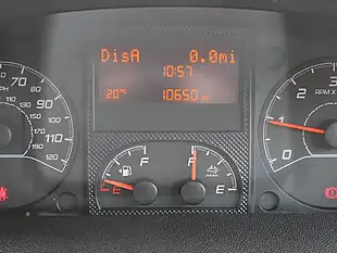 Used 2024 Peugeot Boxer 335 Professional Premium+ Ice White - Interior and Exterior details 4