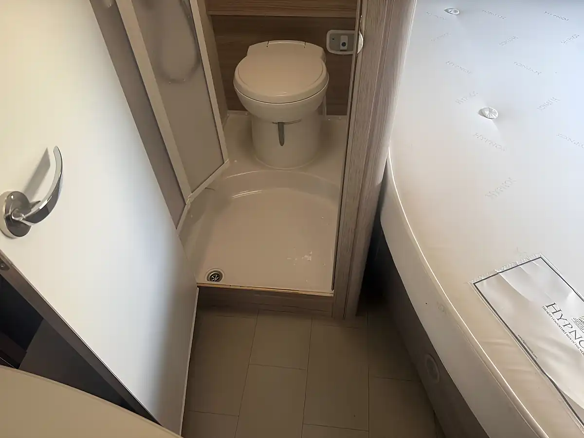 Used 2024 Peugeot Boxer Elddis Prestige 155 White - Interior and Exterior details 18