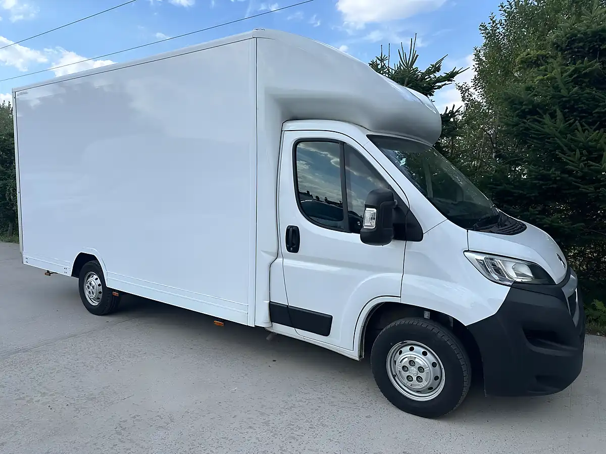 Used 2024 Peugeot Boxer - Interior and Exterior details 9