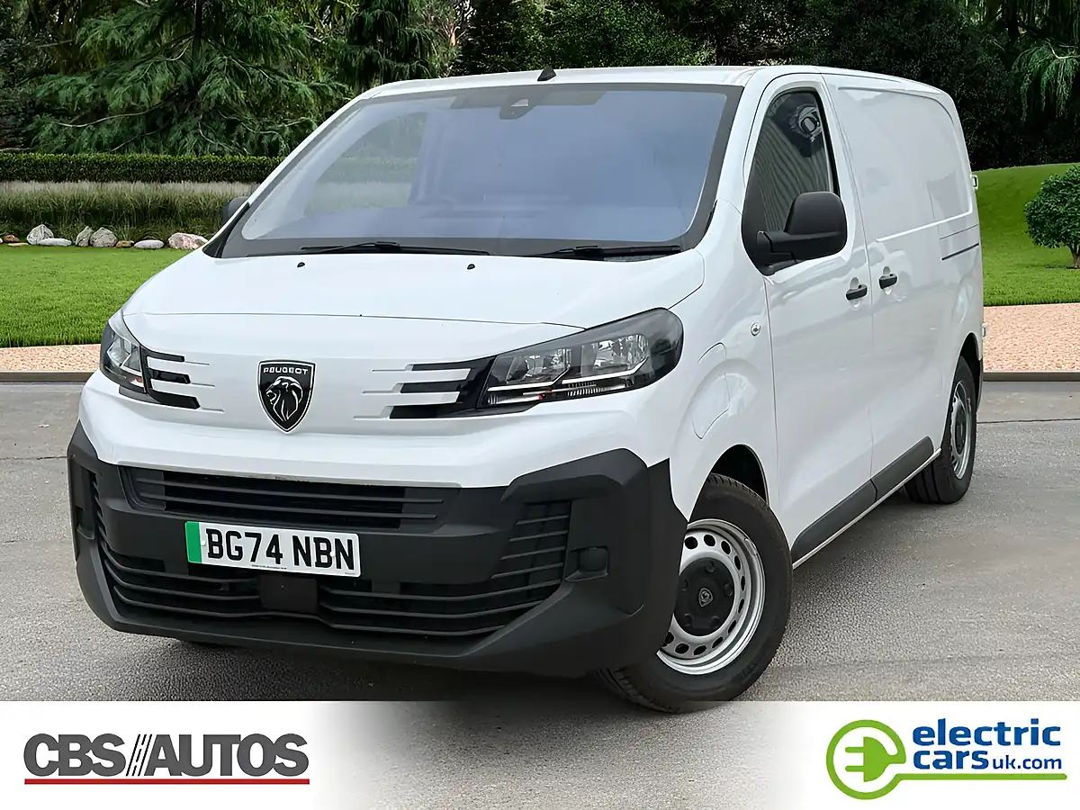 Used 2024 Peugeot E-Expert Professional Standard White - Front View