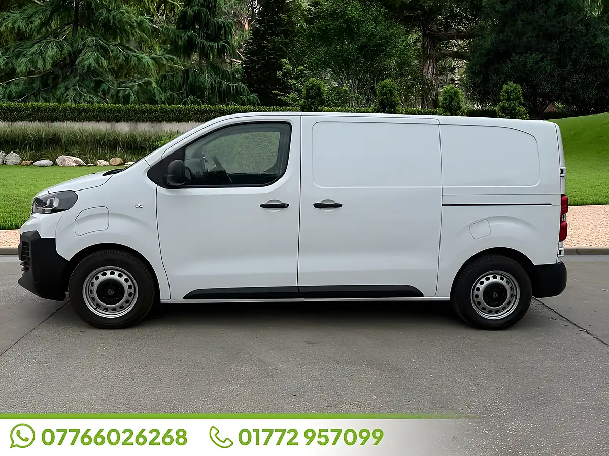 Used 2024 Peugeot E-Expert Professional Standard White - Interior and Exterior details 3