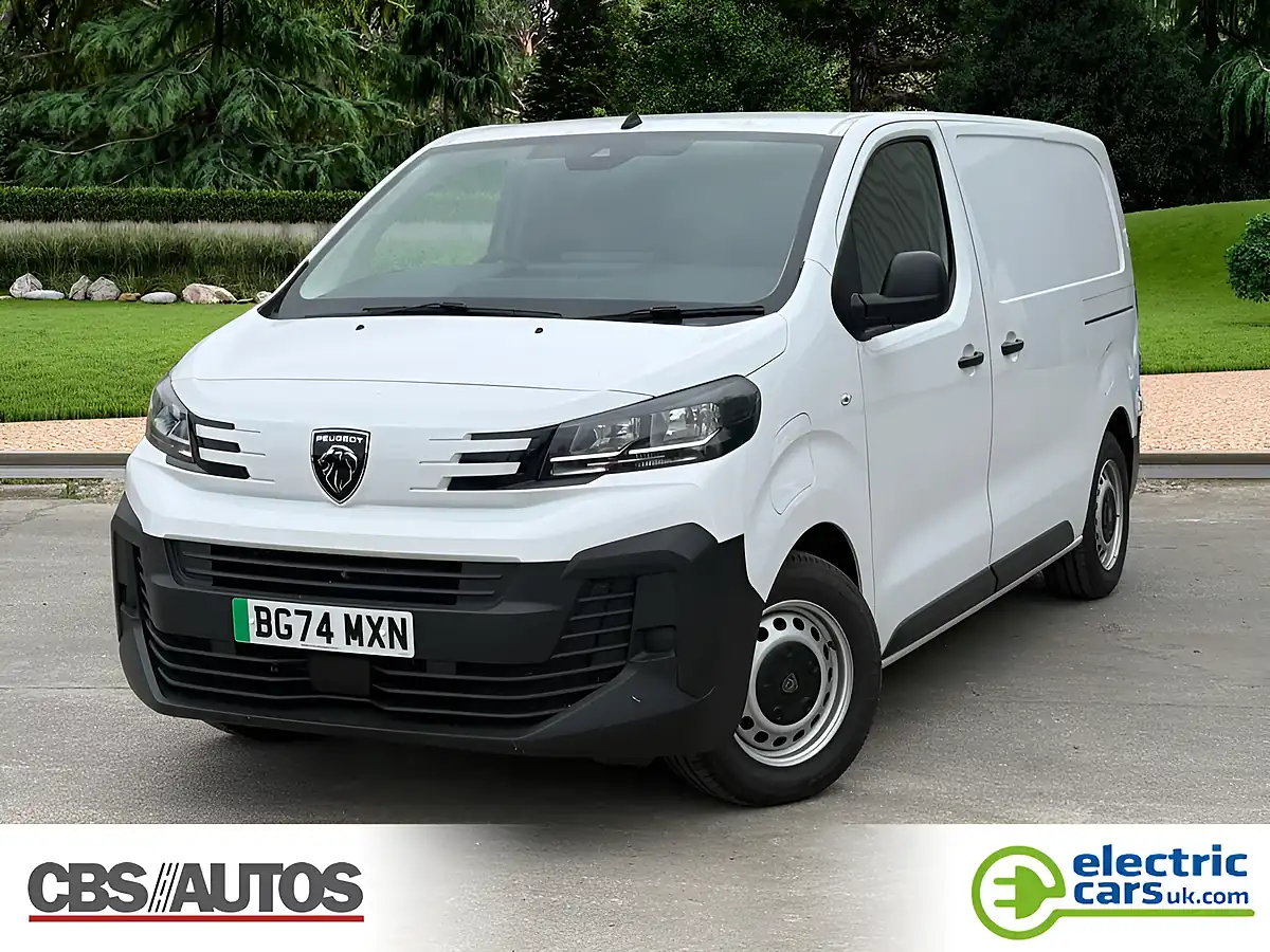 Used 2024 Peugeot E-Expert Professional Standard White - Front View