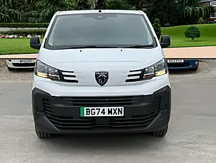 Used 2024 Peugeot E-Expert Professional Standard White - Interior and Exterior details 12