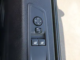 Used 2024 Peugeot E-Expert Professional White - Interior and Exterior details 16