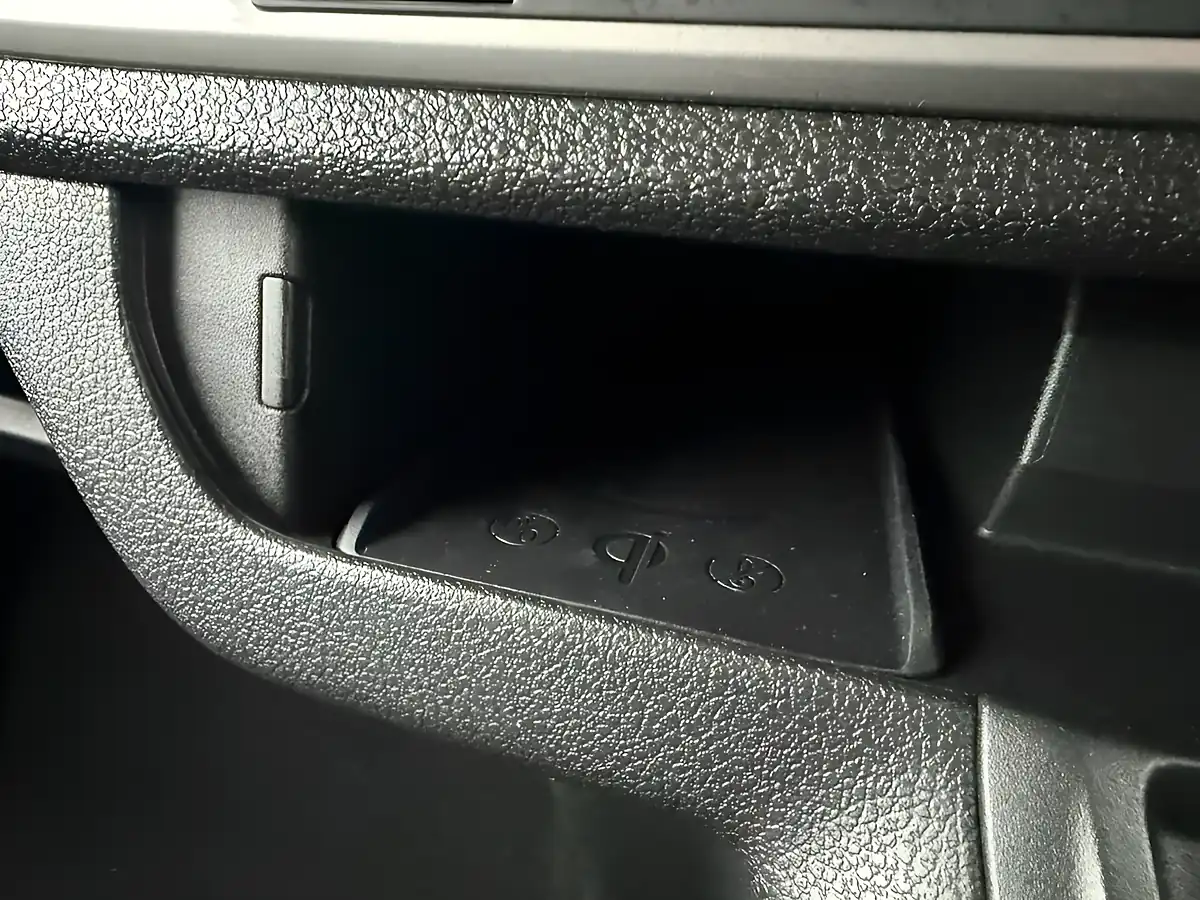 Used 2024 Peugeot E- Traveller Allure Standard Grey - Interior and Exterior details 10