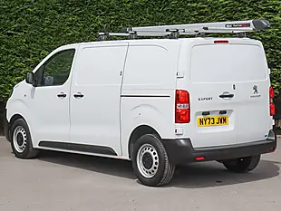 Used 2024 Peugeot Expert 1400 Professional Premium Ice White - Interior and Exterior details 10