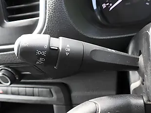 Used 2024 Peugeot Expert 1400 Professional Premium Ice White - Interior and Exterior details 16
