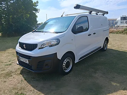 2024 Peugeot Expert Professional Premium 2.0 BlueHDi
