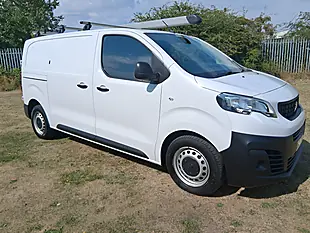 Used 2024 Peugeot Expert Professional Premium White - Interior and Exterior details 7