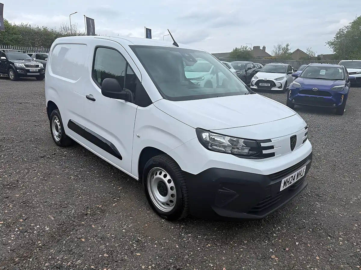Used 2024 Peugeot Partner 1000 Professional Standard White - Front View