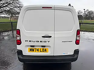 Used 2024 Peugeot Partner 950 Professional White - Interior and Exterior details 4