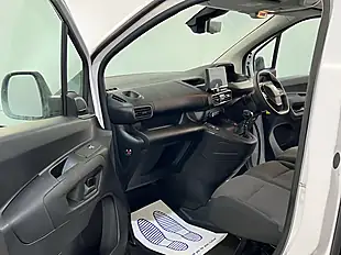 Used 2024 Peugeot Partner Asphalt L2 White - Interior and Exterior details 14