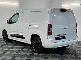 Used 2024 Peugeot Partner Asphalt L2 White - Interior and Exterior details 5