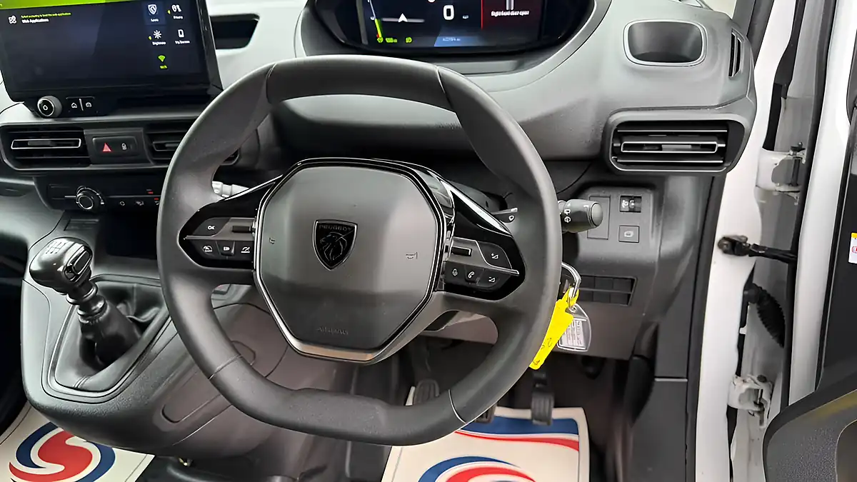 Used 2024 Peugeot Partner Asphalt Long Panel Van Lwb White - Interior and Exterior details 20
