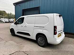 Used 2024 Peugeot Partner Asphalt White - Interior and Exterior details 13