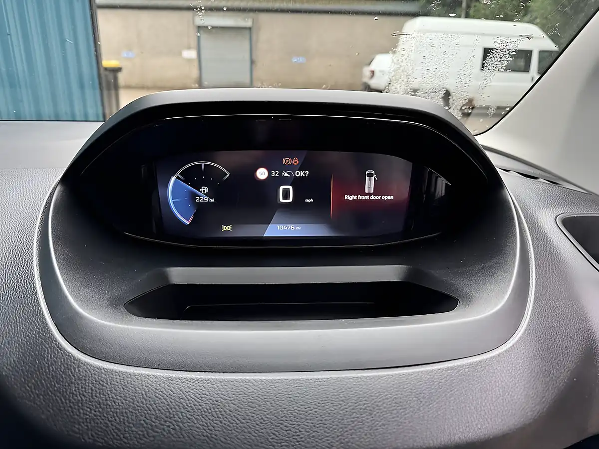 Used 2024 Peugeot Partner Asphalt White - Interior and Exterior details 17